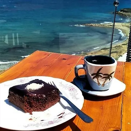 Burhans Place On The Beach & Restaurant & Pool At Rizokarpasso Rizokarpaso