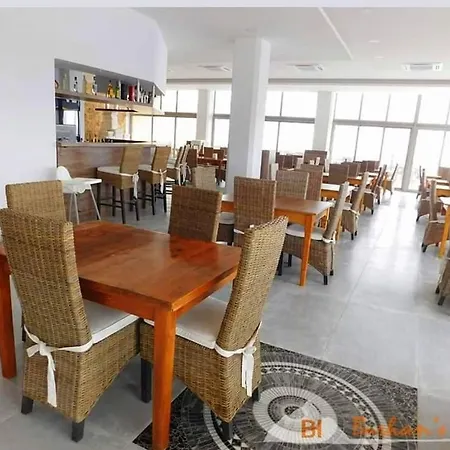 Bed & Breakfast Burhans Place On The Beach & Restaurant & Pool At Rizokarpasso